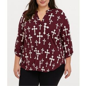 COWGIRL HARDWARE 1X/2X TOP CHRISTIAN CROSS BURGUNDY SILKY V NECK RODEO WESTERN